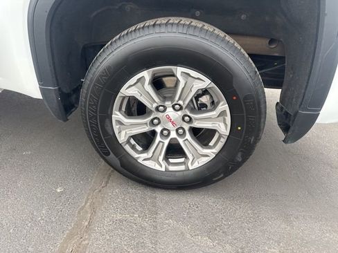 Used 2025 GMC Sierra 1500 SLT image 22