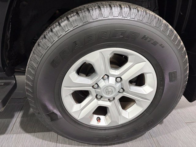 Used 2018 Toyota 4Runner SR5 RWD image 23