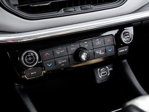 Used 2022 Jeep Compass Limited w/ Elite Group image 35