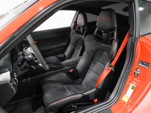 Used 2016 Porsche 911 GT3 RS RWD image 8