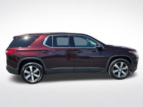 Used 2020 Chevrolet Traverse LT w/ LT Premium Package AWD/4WD image 18