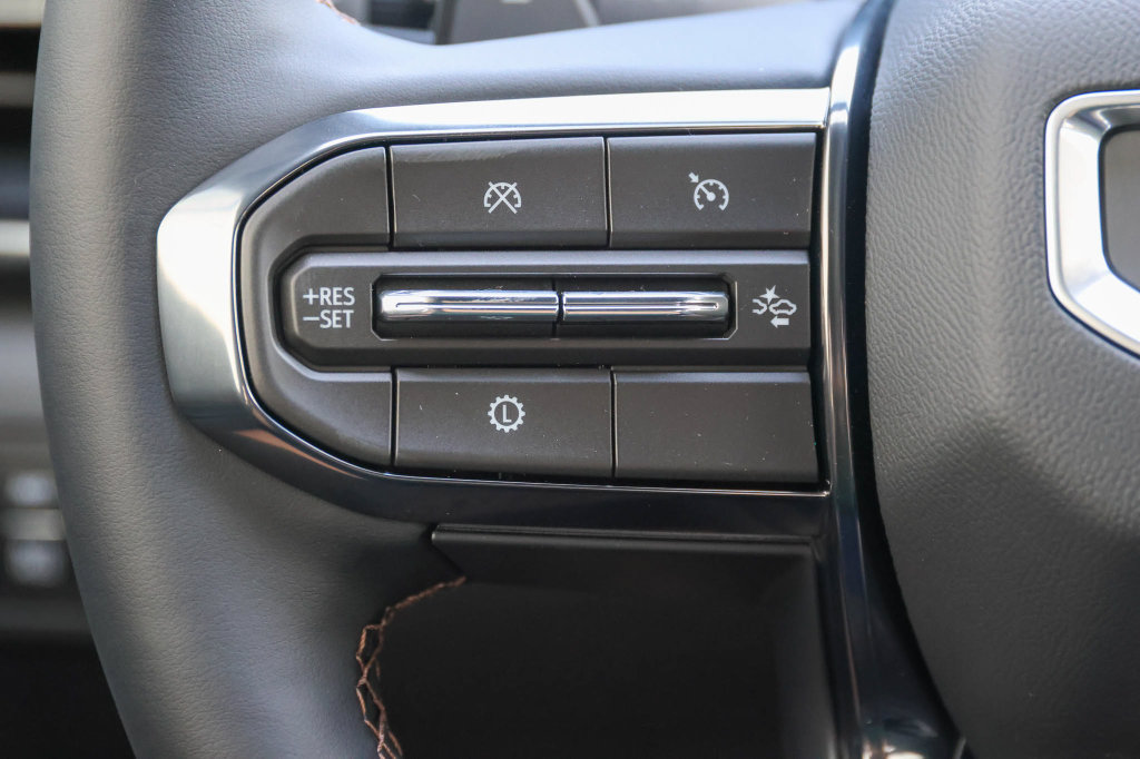 New 2027 GMC Terrain AT4 w/ Technology Package II AWD/4WD image 23