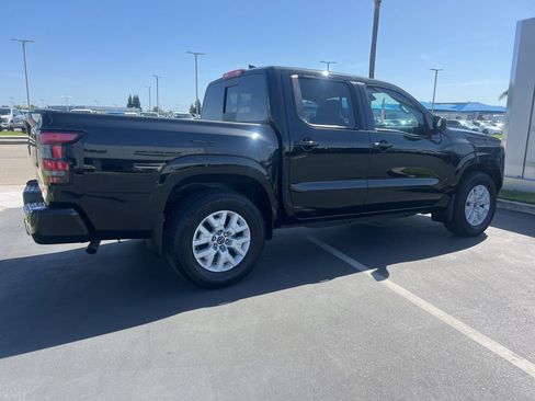 Used 2024 Nissan Frontier SV w/ SV Convenience Package RWD image 15