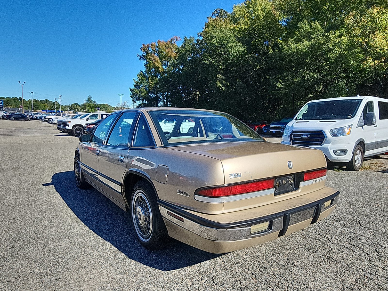 Used 1992 Buick Regal Limited FWD image 3