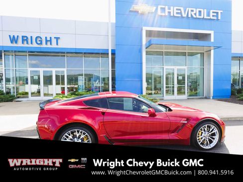 Used 2015 Chevrolet Corvette Z06 w/ 2LZ Preferred Equipment Group image 2