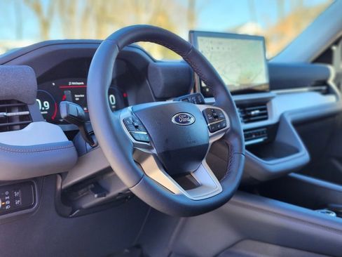 New 2026 Ford Explorer Active w/ Active Comfort Package image 20