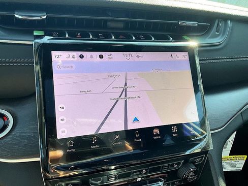 New 2025 Jeep Grand Cherokee Limited image 20