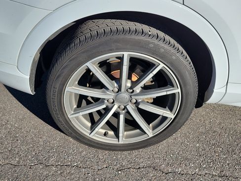 Used 2018 Audi Q3 2.0T Premium Plus w/ Premium Plus Package image 40