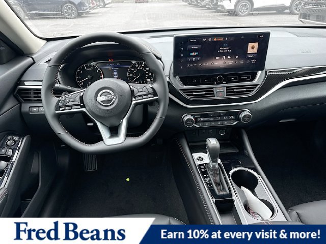 New 2025 Nissan Altima 2.5 SR w/ SR Premium Package FWD image 18