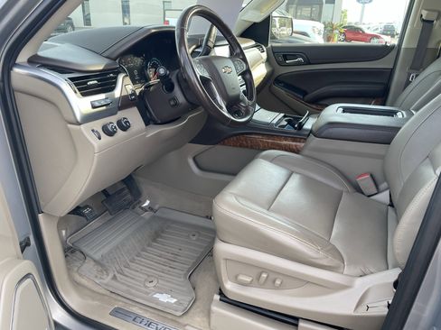 Used 2019 Chevrolet Tahoe Premier image 12