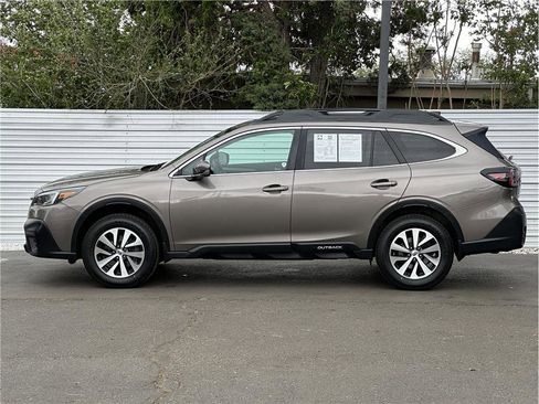 Used 2021 Subaru Outback Premium AWD/4WD image 14