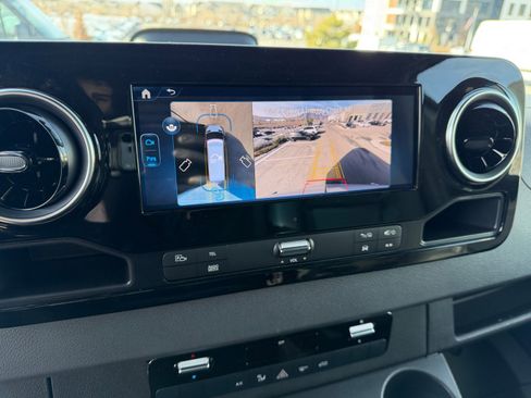 New 2025 Mercedes-Benz Sprinter 2500 image 29