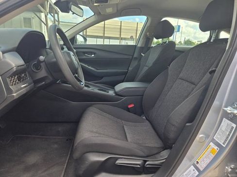 Used 2025 Honda Accord LX image 20