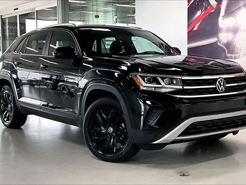 Used 2023 Volkswagen Atlas Cross Sport SE w/ Panoramic Sunroof Package AWD/4WD image 19