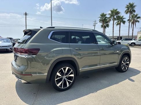 Used 2025 Volkswagen Atlas SEL Premium R-Line AWD/4WD image 5