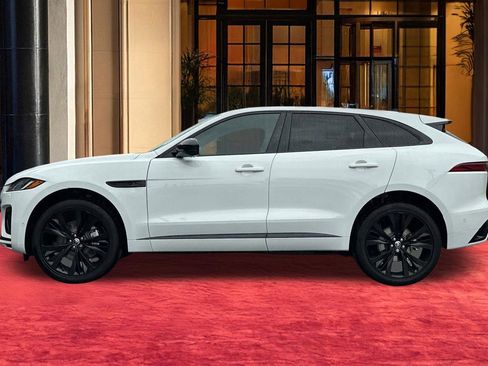 New 2025 Jaguar F-PACE R-Dynamic S image 2