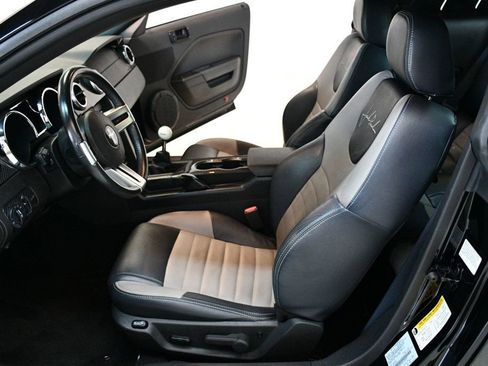 Used 2006 Ford Mustang GT image 28