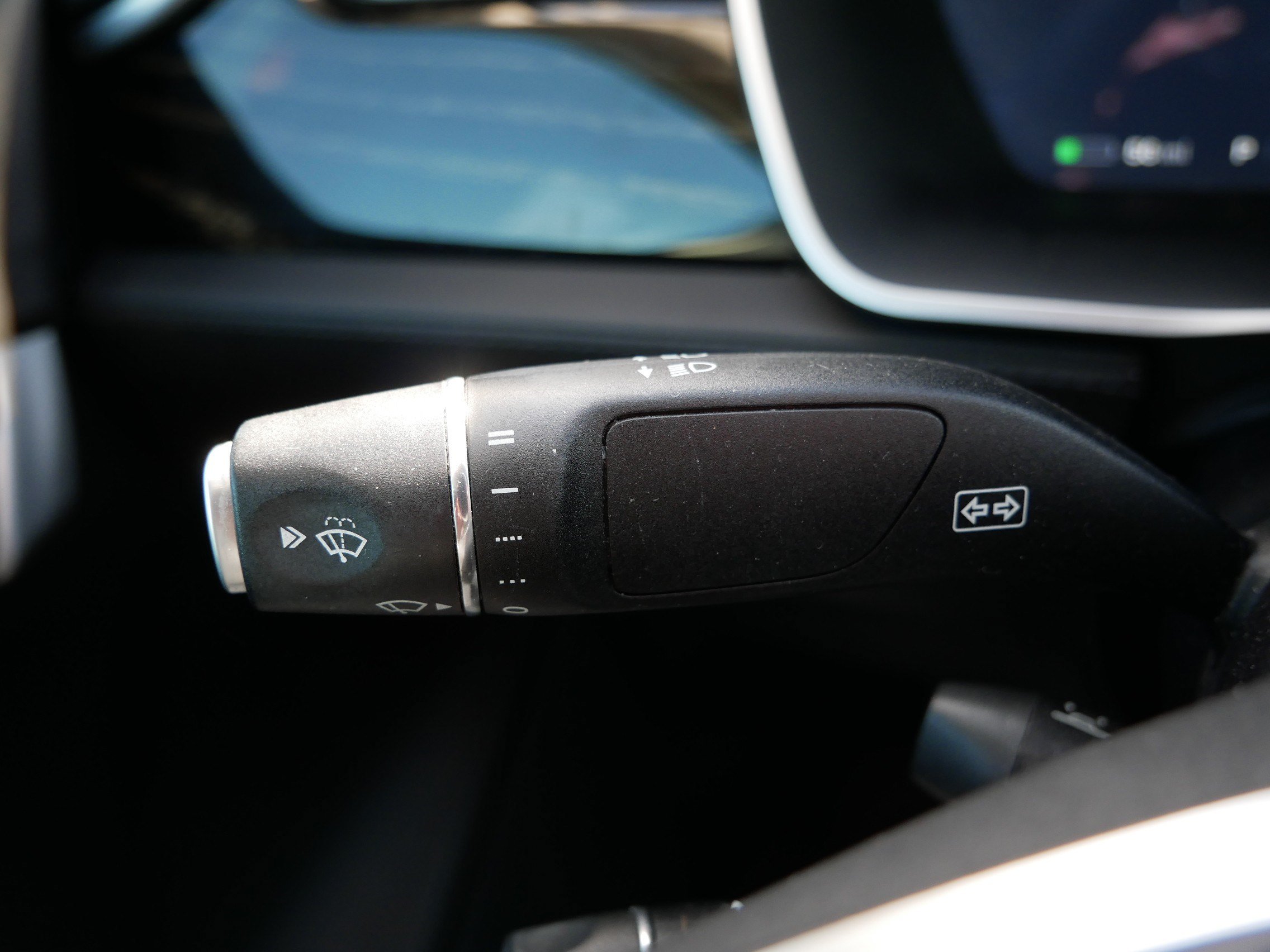 Used 2016 Tesla Model S AWD image 27