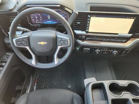 Used 2026 Chevrolet Silverado 1500 LT AWD/4WD image 28