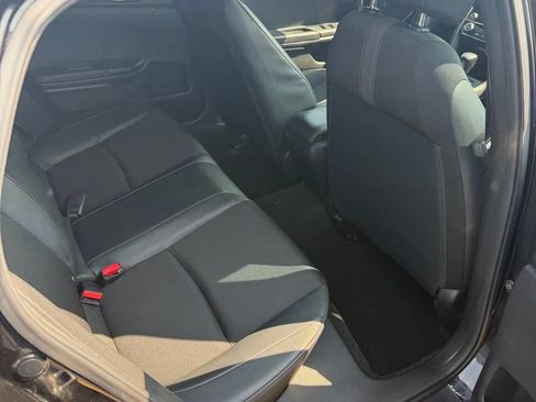 Used 2019 Honda Civic Sport image 10