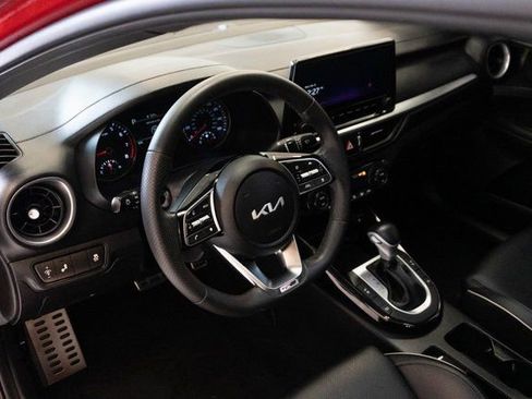 Used 2024 Kia Forte GT-Line w/ GT-Line Premium Package image 3