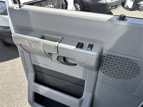 New 2024 Ford E-450 and Econoline 450 Super Duty w/ Power Windows & Locks Group image 23
