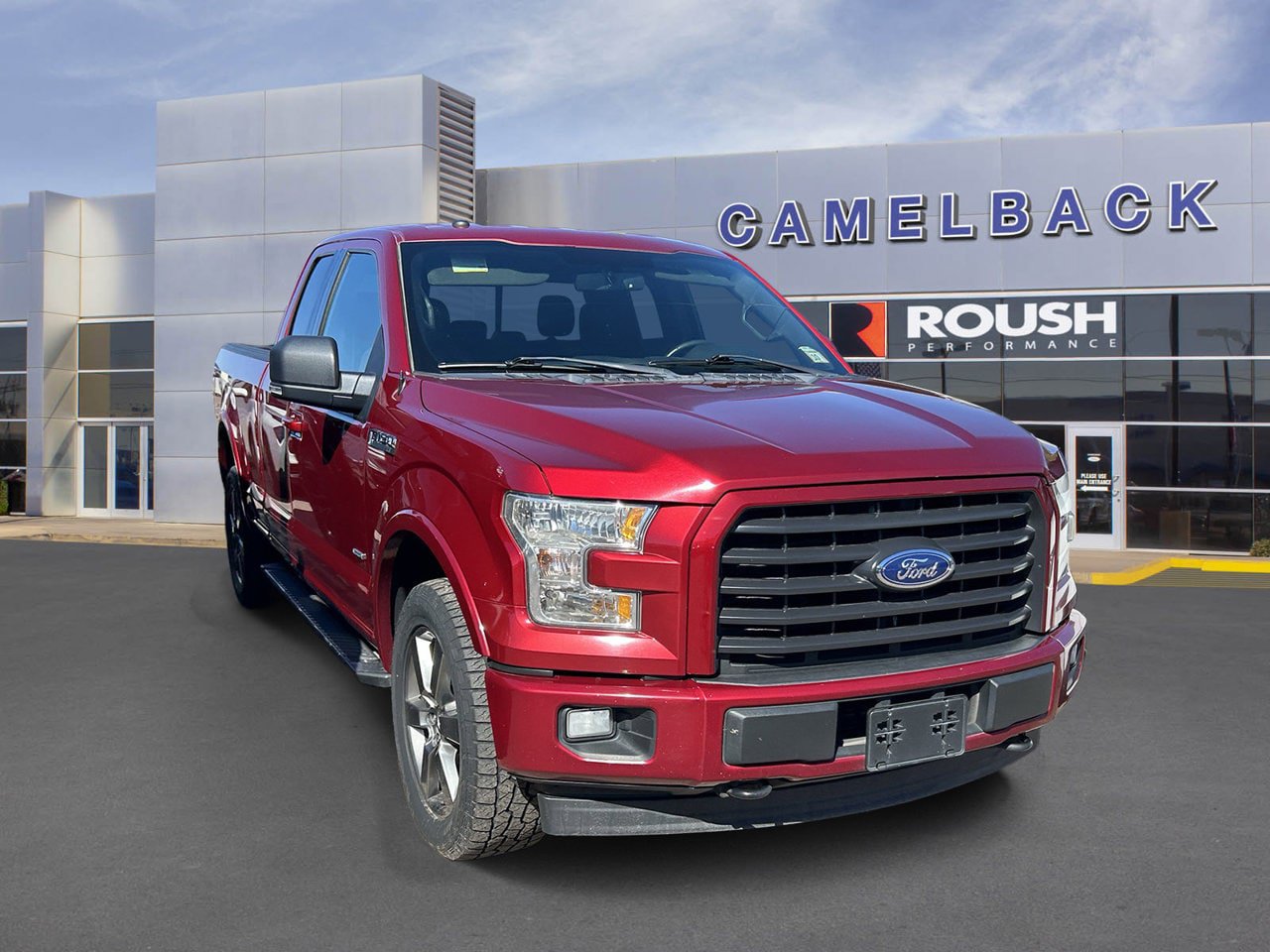 Used 2017 Ford F150 XLT w/ Equipment Group 302A Luxury AWD/4WD image 4
