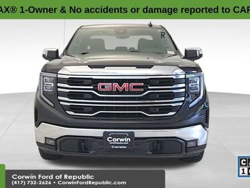Used 2025 GMC Sierra 1500 SLT AWD/4WD image 2