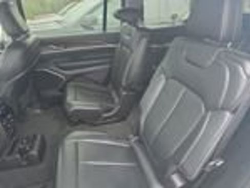 Used 2022 Jeep Grand Cherokee L Limited image 6