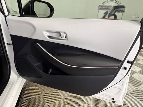 Used 2024 Toyota Corolla SE image 14