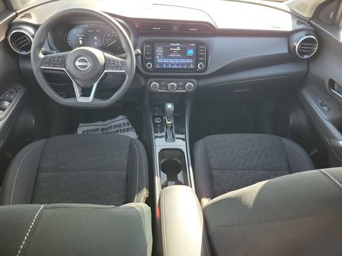 Used 2024 Nissan Kicks SV FWD image 28