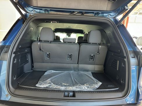 New 2026 Chevrolet Traverse LT w/ Midnight/Sport Edition image 29