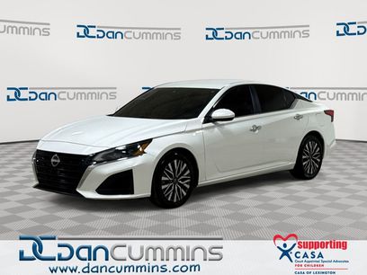 Used 2023 Nissan Altima 2.5 SV