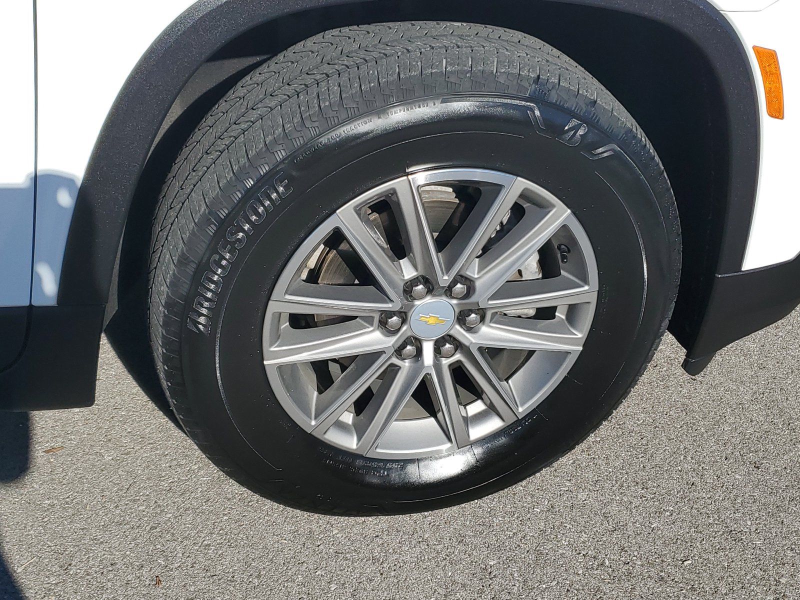 Used 2024 Chevrolet Traverse LT AWD/4WD image 6
