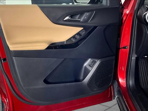Certified 2026 Chevrolet Equinox ACTIV w/ LPO, Floor Liner Package FWD image 41