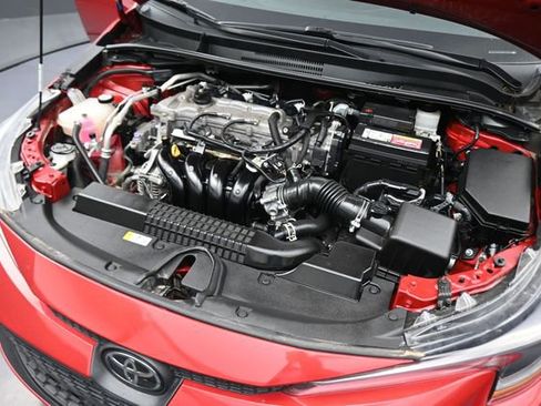 Used 2021 Toyota Corolla LE FWD image 65