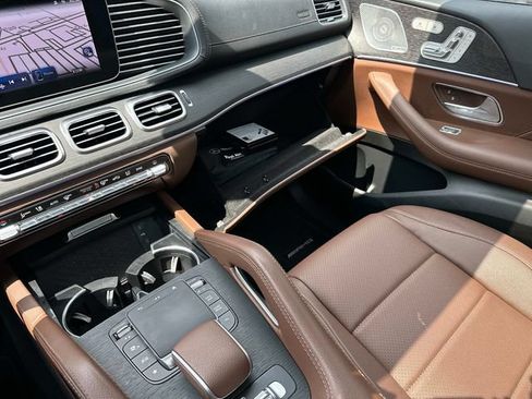 Certified 2024 Mercedes-Benz GLS 450 4MATIC image 35