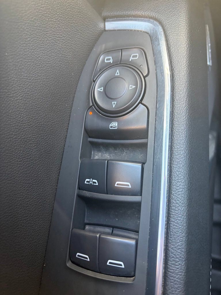 Used 2024 GMC Sierra 1500 Elevation w/ Preferred Package AWD/4WD image 44