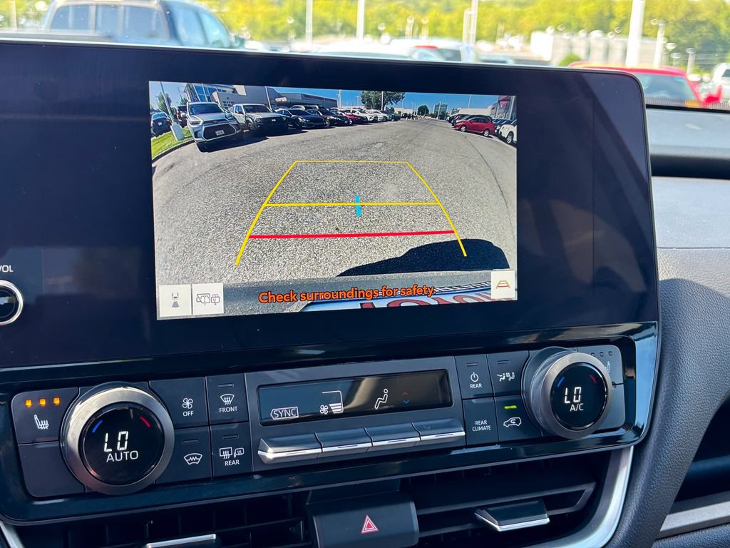 Used 2025 Toyota Grand Highlander AWD image 33