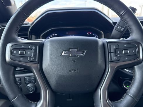 Used 2025 Chevrolet Silverado 2500 ZR2 w/ Technology Package image 25