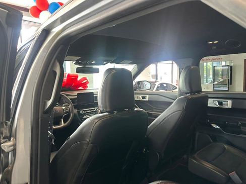 Used 2022 Ford Explorer ST-Line w/ Class IV Trailer Tow Package image 31