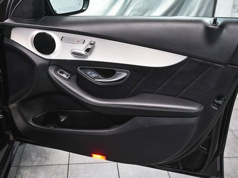 Used 2019 Mercedes-Benz C 300 Sedan image 13