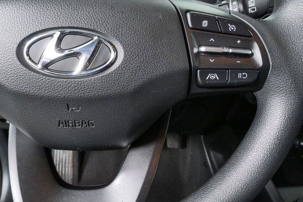 Used 2022 Hyundai Kona SEL FWD image 10