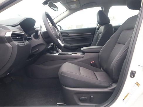 New 2026 Nissan Altima 2.5 SV AWD/4WD image 11