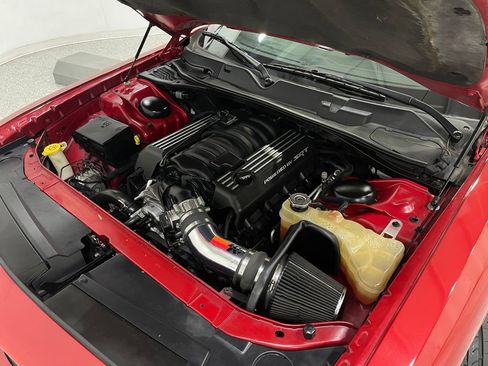 Used 2016 Dodge Challenger R/T Scat Pack w/ Leather Interior Group image 26