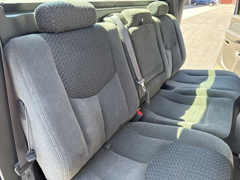 Used 2004 Chevrolet Avalanche 2WD image 33