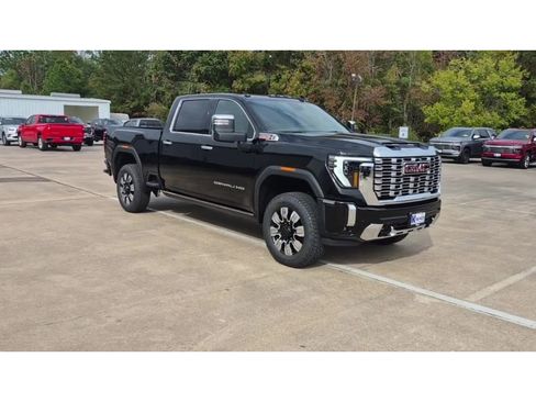 New 2026 GMC Sierra 2500 Denali image 2