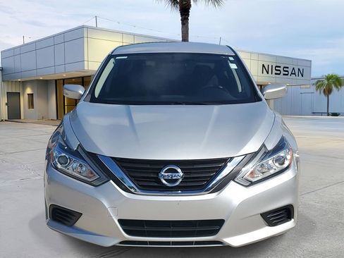 Used 2016 Nissan Altima 2.5 S w/ Power Driver Seat Package FWD image 10