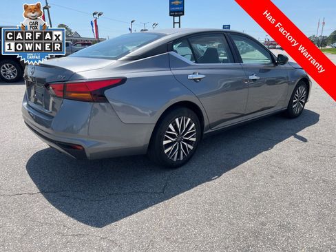 Used 2024 Nissan Altima 2.5 SV image 5