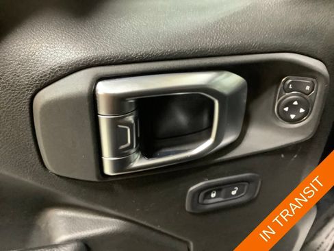 Used 2022 Jeep Gladiator Sport AWD/4WD image 21